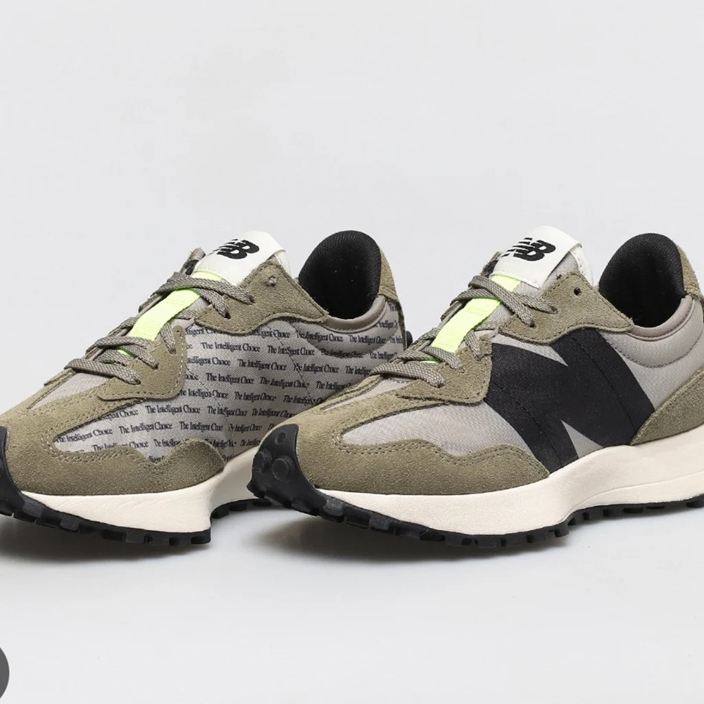 New Balance 327 Aluminum with Covert Green